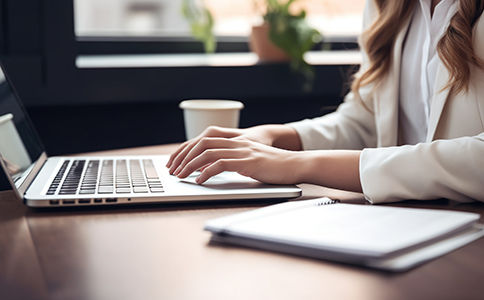 道路運(yùn)輸許可證申請所需材料 道路運(yùn)輸許可證申請所需材料